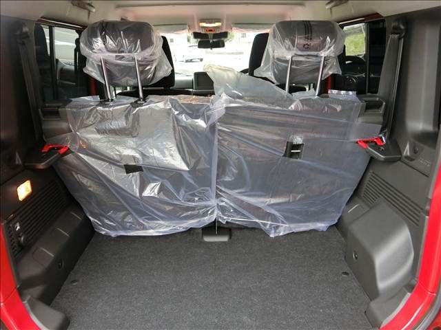 SUZUKI JIMNY NOMADE 2025 Image 31