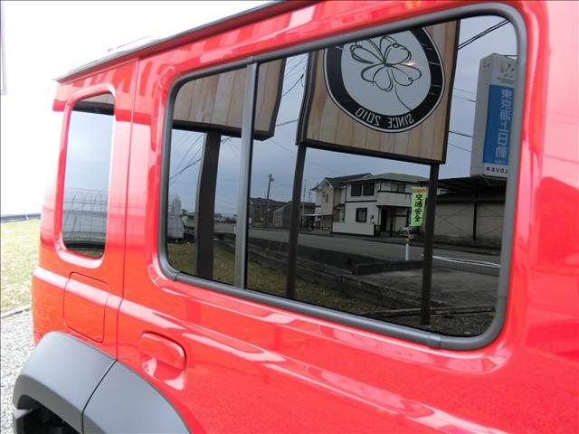 SUZUKI JIMNY NOMADE 2025 Image 31