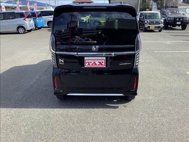 HONDA N BOX CUSTOM 2022 Image 31