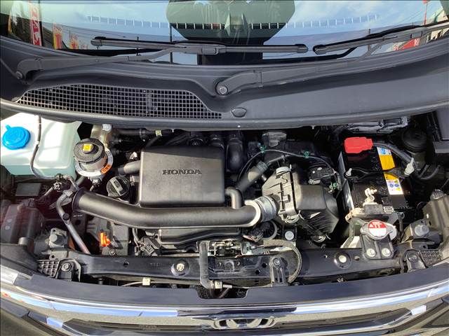 HONDA N BOX CUSTOM 2022 Image 31