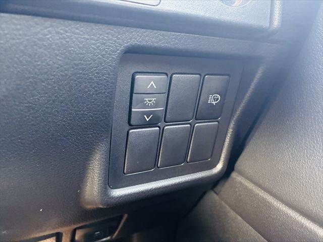 TOYOTA LANDCRUISER PRADO 2013 Image 31