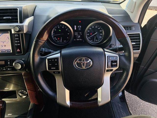 TOYOTA LANDCRUISER PRADO 2013 Image 31