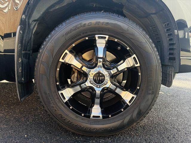 TOYOTA LANDCRUISER PRADO 2013 Image 31