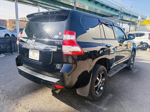 TOYOTA LANDCRUISER PRADO 2013 Image 31