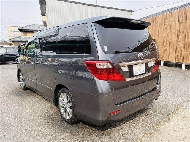 TOYOTA ALPHARD 2011 Image 31