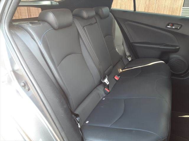 TOYOTA PRIUS 2019 Image 31