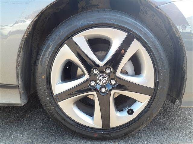 TOYOTA PRIUS 2019 Image 31