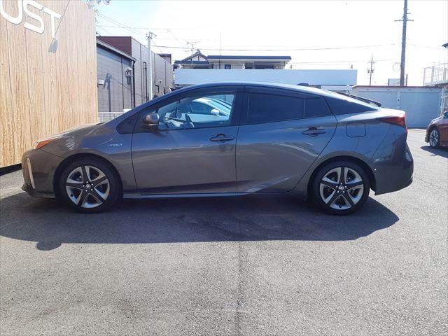 TOYOTA PRIUS 2019 Image 31