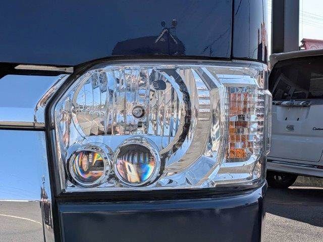 TOYOTA HIACE VAN 2WD 2021 Image 31