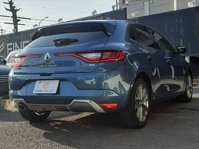 RENAULT MEGANE HATCH 2019 Image 31