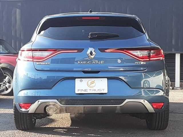 RENAULT MEGANE HATCH 2019 Image 31
