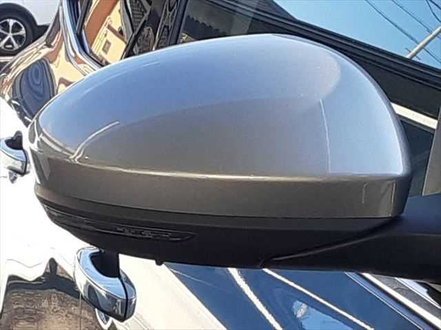 RENAULT MEGANE HATCH 2019 Image 31