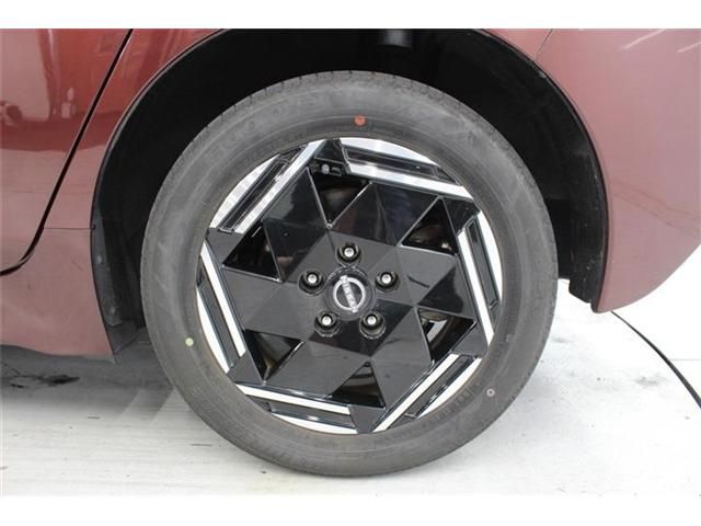 NISSAN LEAF 2022 Image 31