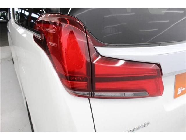 TOYOTA ALPHARD HYBRID 4WD 2019 Image 31