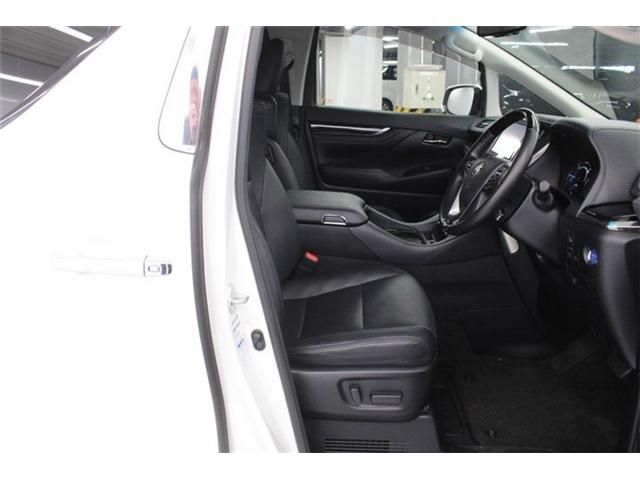 TOYOTA ALPHARD HYBRID 4WD 2019 Image 31