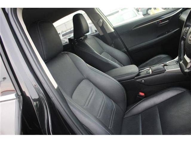 TOYOTA LEXUS NX300H AWD 2018 Image 31