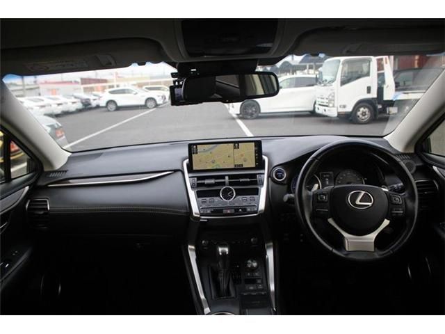 TOYOTA LEXUS NX300H AWD 2018 Image 31