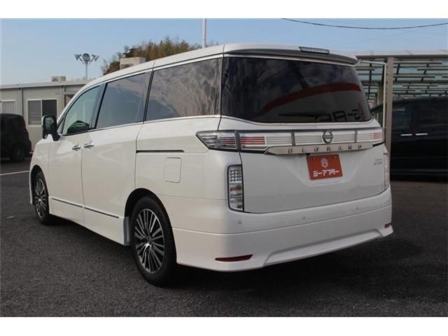 NISSAN ELGRAND 2024 Image 31