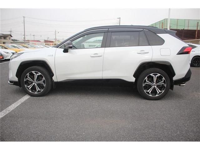 TOYOTA RAV4 PHV 2022 Image 31