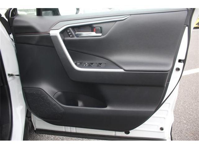 TOYOTA RAV4 PHV 2022 Image 31