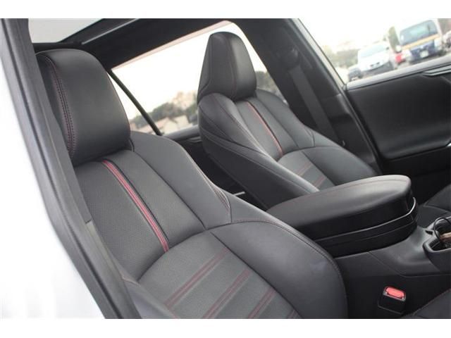 TOYOTA RAV4 PHV 2022 Image 31