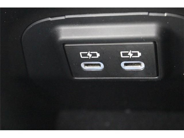 TOYOTA RAV4 PHV 2022 Image 31