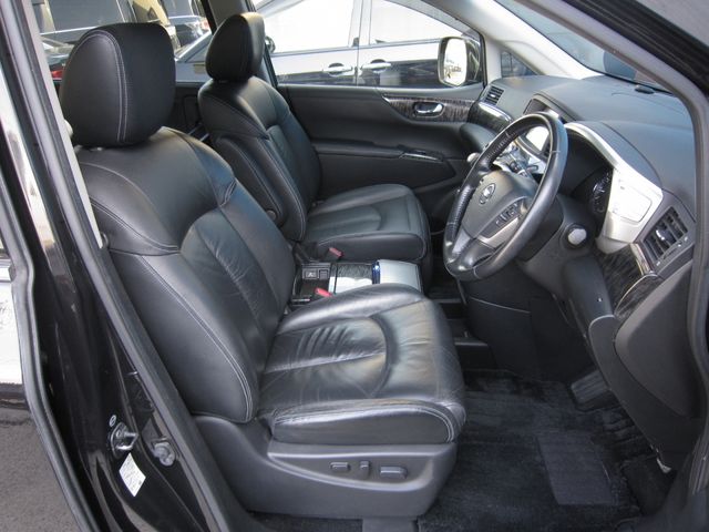 NISSAN ELGRAND 2014 Image 31