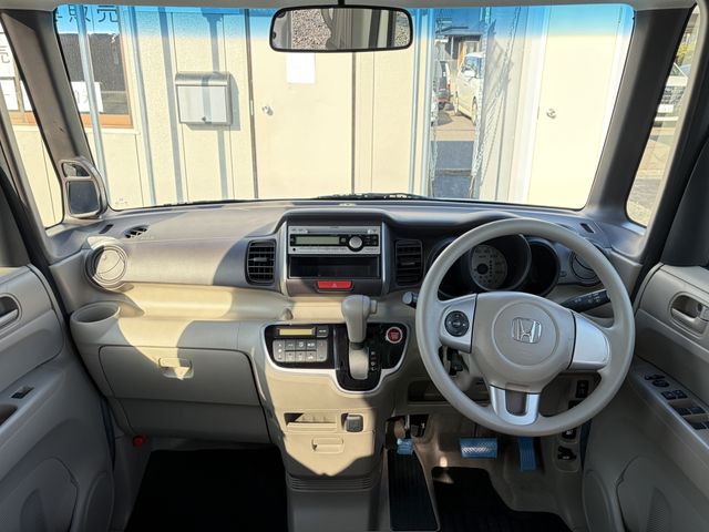 HONDA N BOX 2012 Image 31