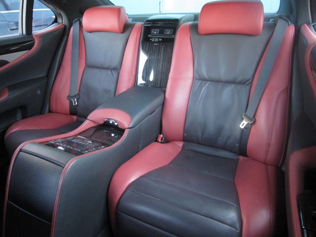 TOYOTA LEXUS LS600HL 2015 Image 31