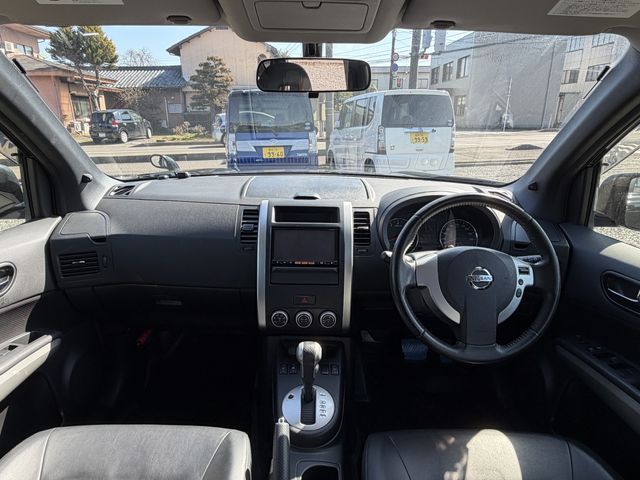 NISSAN X-TRAIL 2WD 2013 Image 31