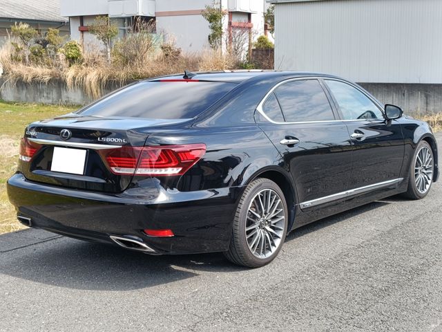 TOYOTA LEXUS LS600HL 2013 Image 31