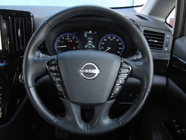 NISSAN ELGRAND 2023 Image 31