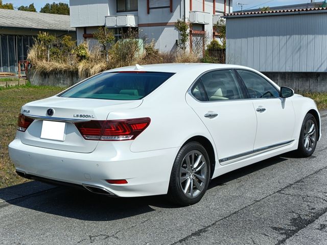 TOYOTA LEXUS LS600HL 2013 Image 31