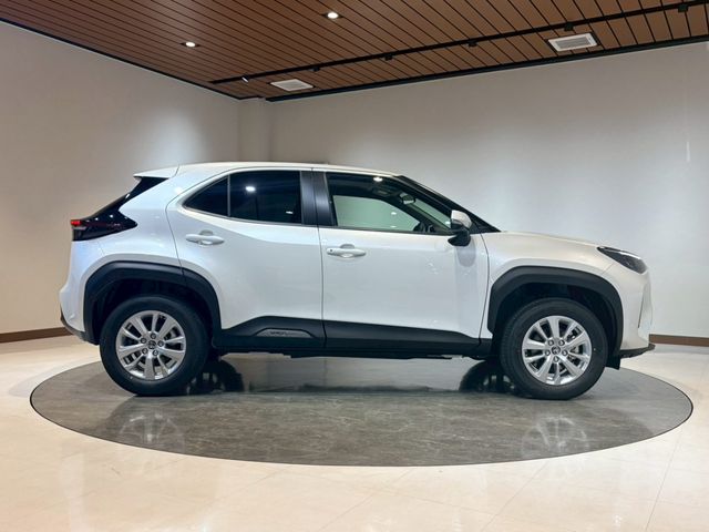 TOYOTA YARIS CROSS HYBRID 2026 Image 31