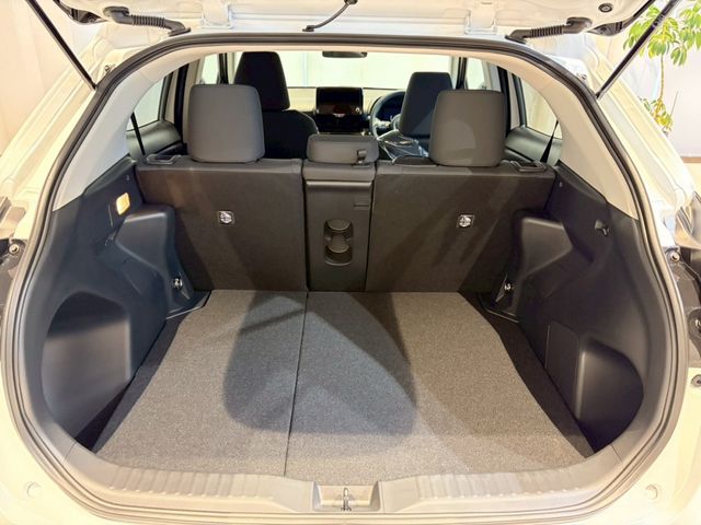 TOYOTA YARIS CROSS HYBRID 2026 Image 31