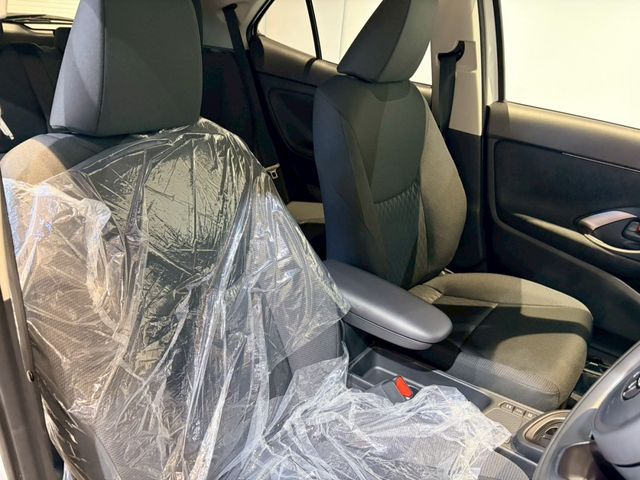 TOYOTA YARIS CROSS HYBRID 2026 Image 31