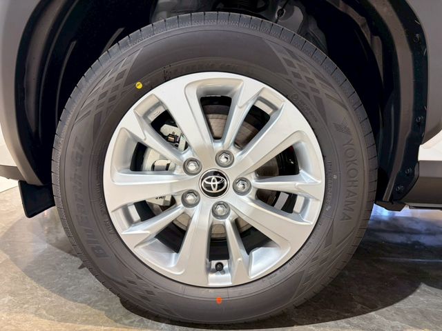 TOYOTA YARIS CROSS HYBRID 2026 Image 31