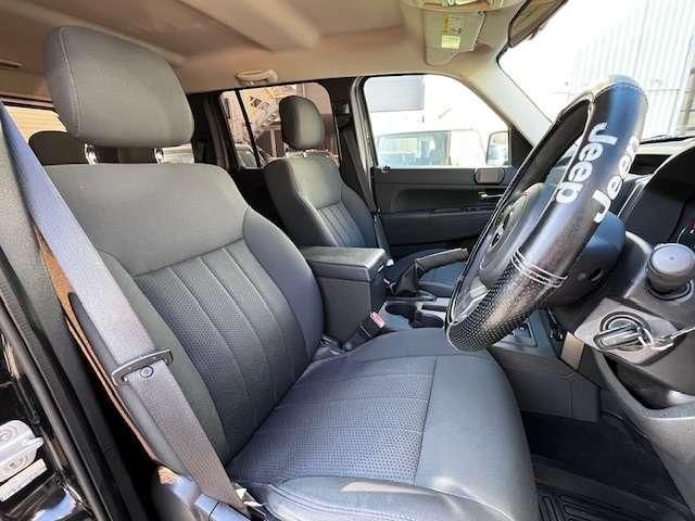 JEEP CHEROKEE 2011 Image 31