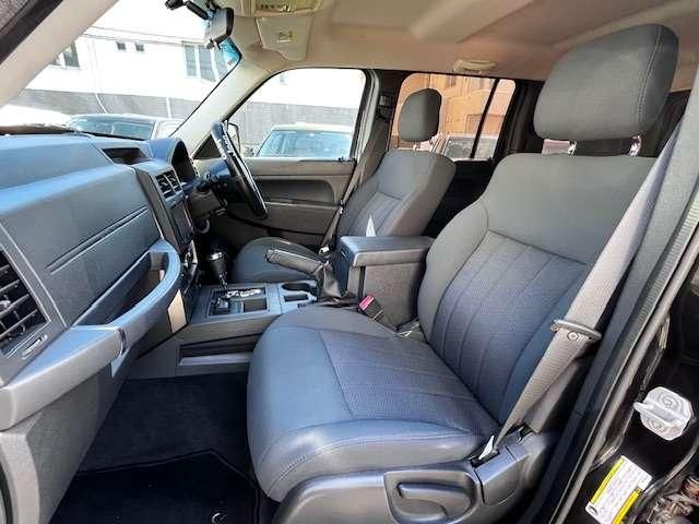 JEEP CHEROKEE 2011 Image 31