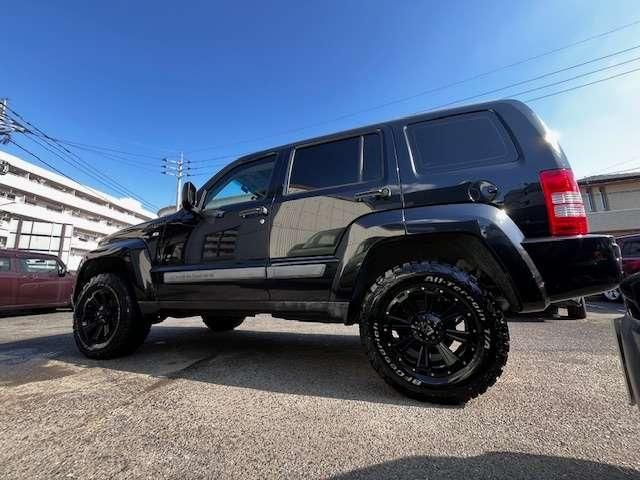 JEEP CHEROKEE 2011 Image 31