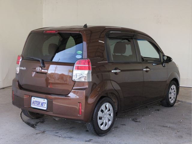 TOYOTA SPADE 2014 Image 31