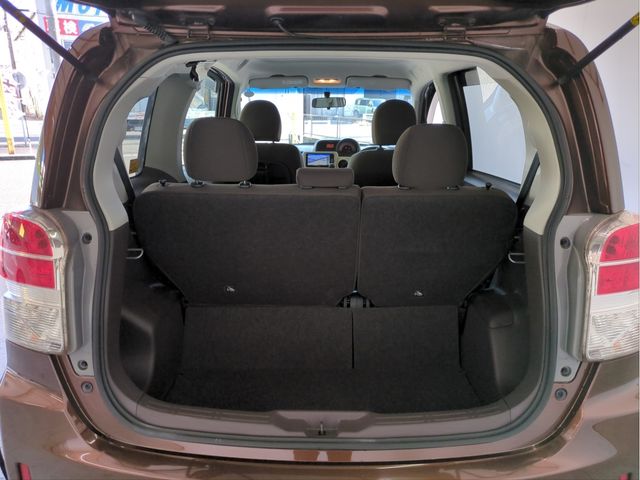 TOYOTA SPADE 2014 Image 31