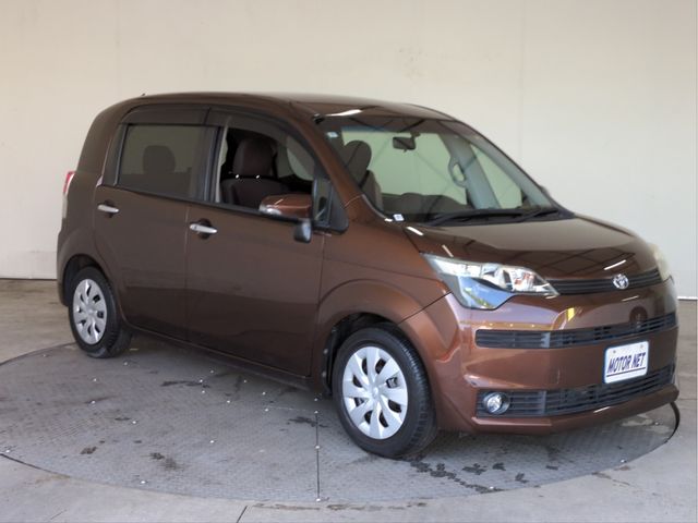 TOYOTA SPADE 2014 Image 31