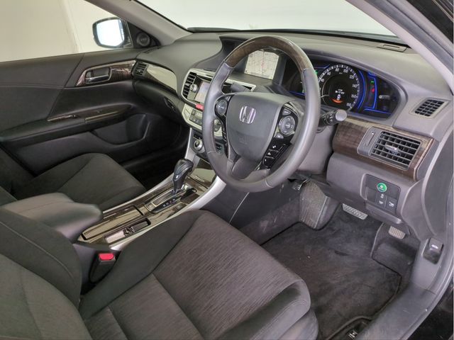 HONDA ACCORD HYBRID 2013 Image 31