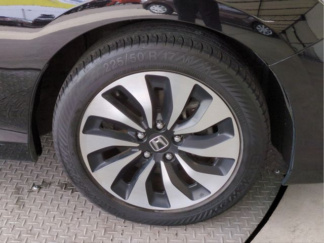 HONDA ACCORD HYBRID 2013 Image 31