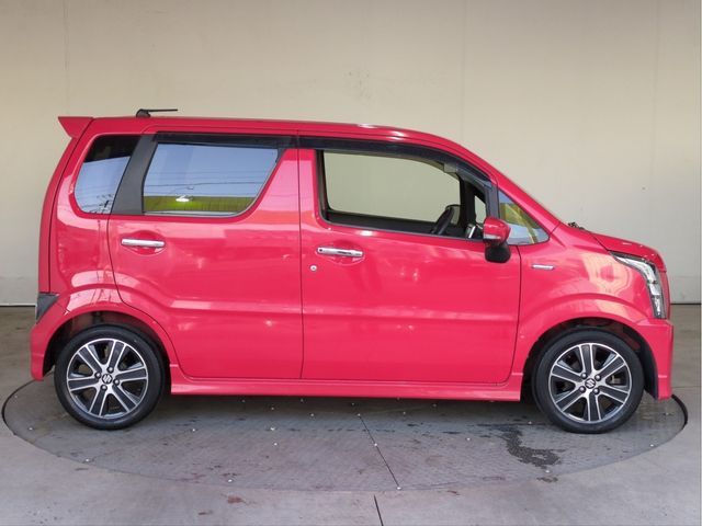 SUZUKI WAGON R STINGRAY 2017 Image 31