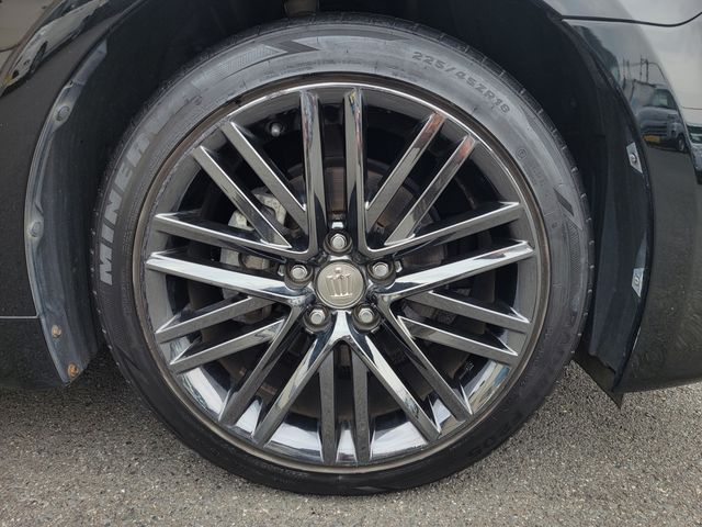 TOYOTA CROWN SEDAN HYBRID 2015 Image 31