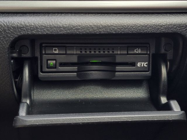 TOYOTA CROWN SEDAN HYBRID 2015 Image 31