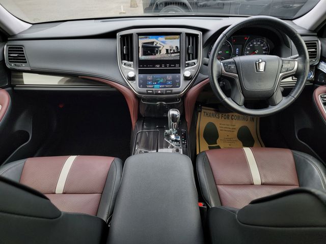 TOYOTA CROWN SEDAN HYBRID 2015 Image 31