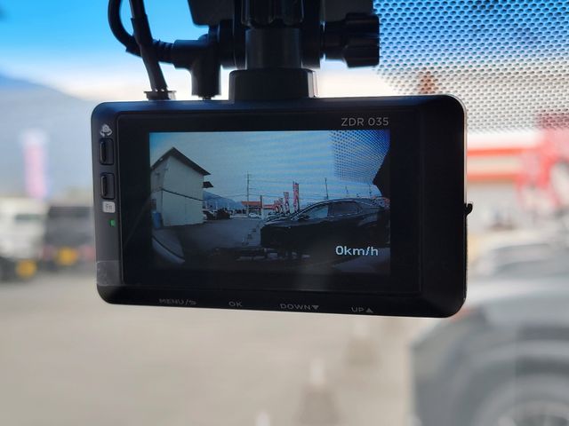 TOYOTA CROWN SEDAN HYBRID 2015 Image 31